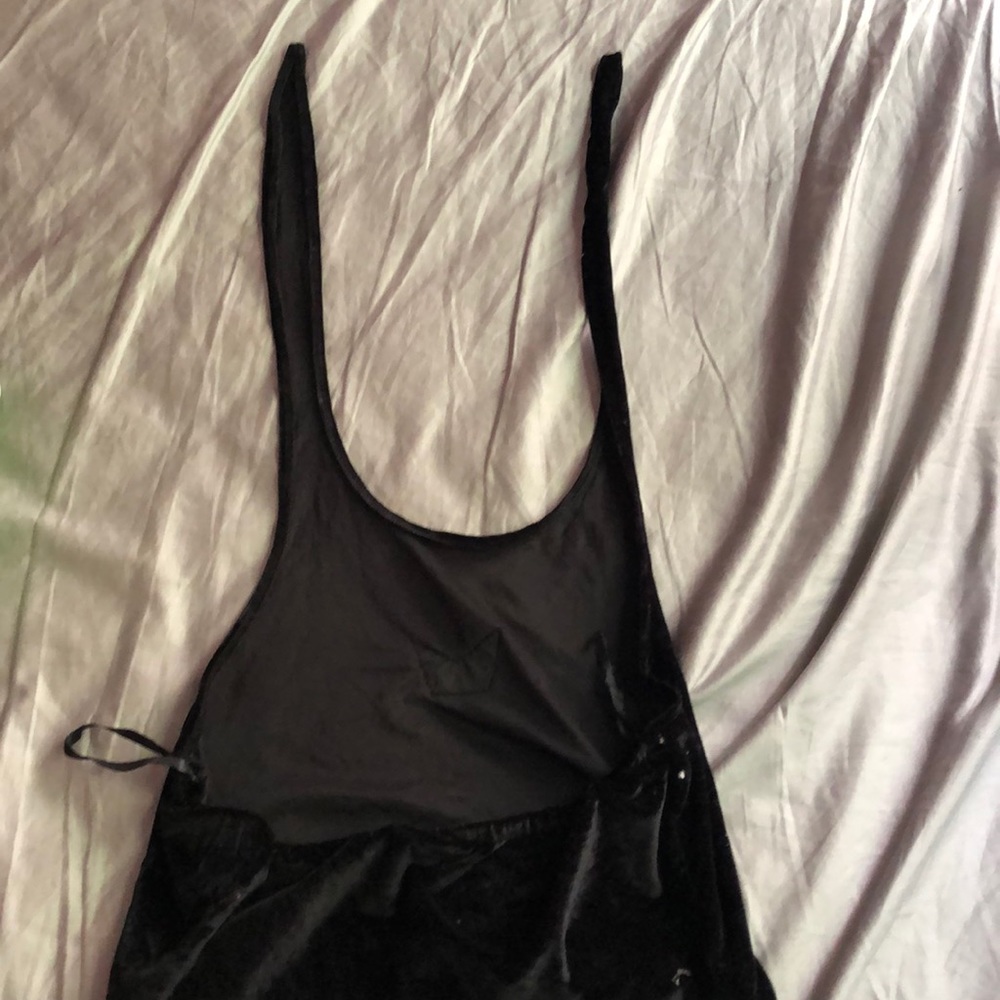 crop top - Picture 3 of 5